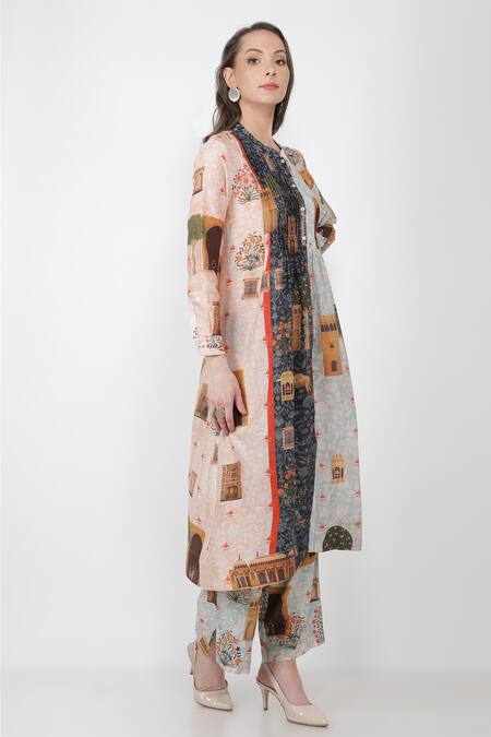 Jajaabor_Multi Color Silk Chanderi Fort Print Collared Neck Kurta And Pant Set_Online_at_Aza_Fashions