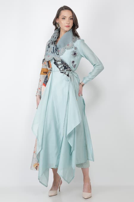 Jajaabor_Blue Chanderi And Organza Thread & Sequin, Fort Angarkha Kurta Pant Set _Online_at_Aza_Fashions
