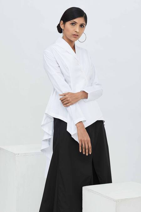 Aakaar_White Cotton Collared Neck Overlap Style Shirt_Online_at_Aza_Fashions