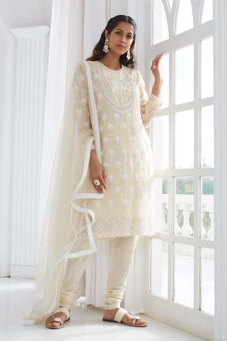 Shop_The Royaleum_White Organza, Net Floral Round Embroidered Kurta Set _at_Aza_Fashions