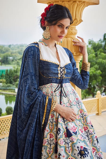 Buy_The Royaleum_White Crepe, Uppada Silk Patola Mandarin Collar Print Anarkali With Dupatta_Online_at_Aza_Fashions