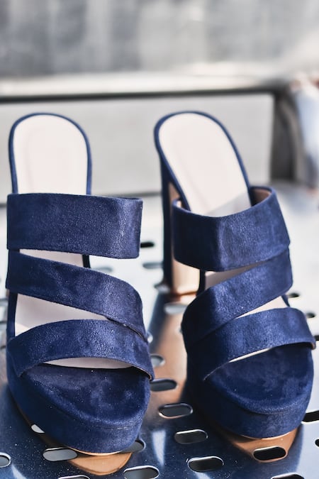 Foot Fuel Pearl Work Block Heels 