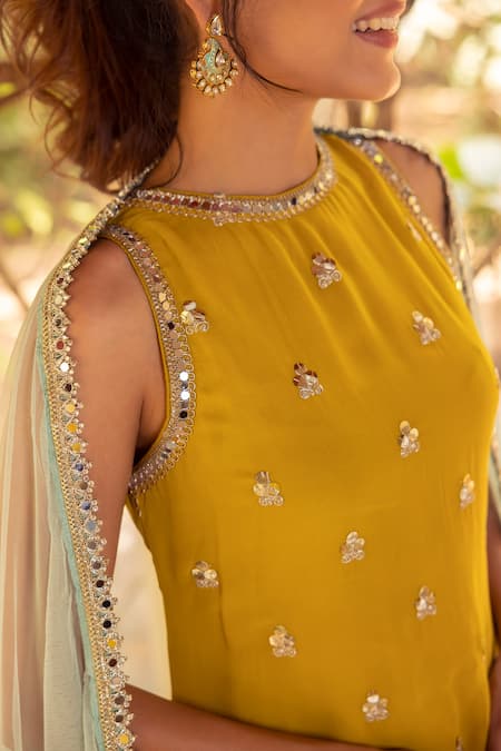 Buy_Basanti - Kapde Aur Koffee_Yellow Net, Georgette Mirror Work, Sequins High Neck Kurta Sharara Set _Online_at_Aza_Fashions