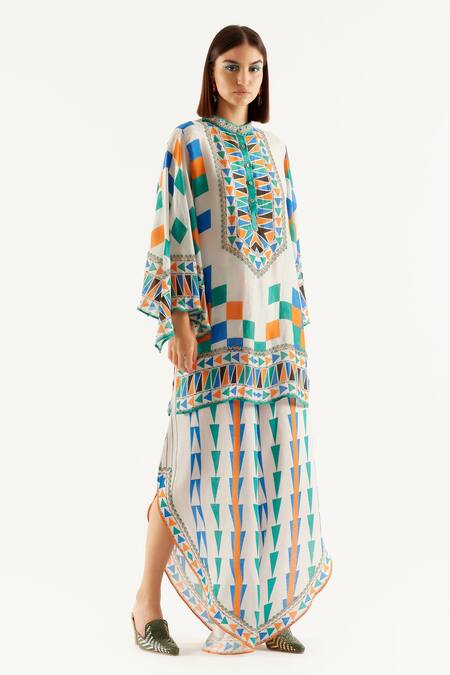 Rajdeep Ranawat_Grey Silk, Satin Geometric Band Collar Nylla Tunic And Flared Pant Set _Online_at_Aza_Fashions