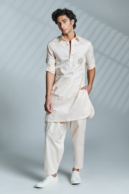 S&N by Shantnu Nikhil Pink Cotton Embroidered Crest Kurta 