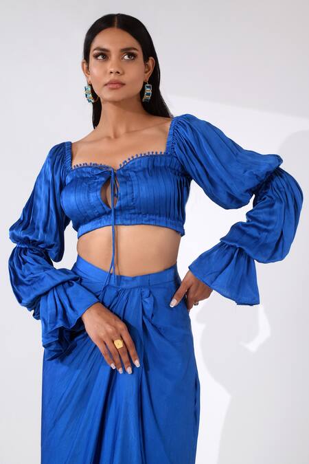 Buy_Kalakaari By Sagarika_Blue Crepe, Modal Silk Plain Sweetheart Neck Pleated Blouse And Draped Skirt Set _Online_at_Aza_Fashions