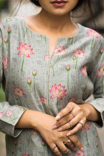 Buy Turaja Grey Chanderi Lotus Print Kurta Online | Aza Fashion in US