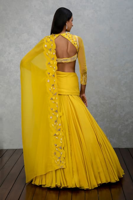 ISHA GUPTA TAYAL Floral Embroidered Pleated Lehenga Set 