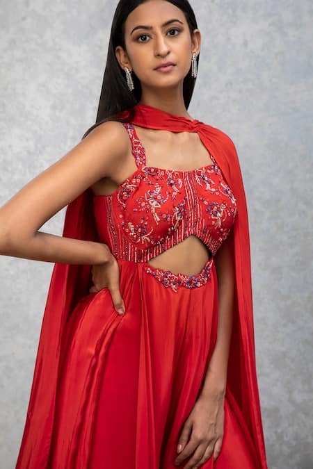 Isha Gupta Tayal_Orange Crepe Cutdana, Dabka Square Neck Front Cutout Jumpsuit With Dupatta _Online_at_Aza_Fashions