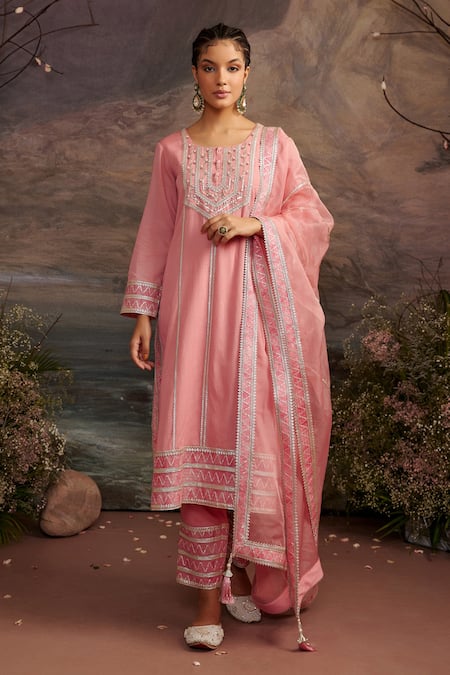 Ajiesh Oberoi Dhaani Gota Patti Embroidered Kurta Pant Set 