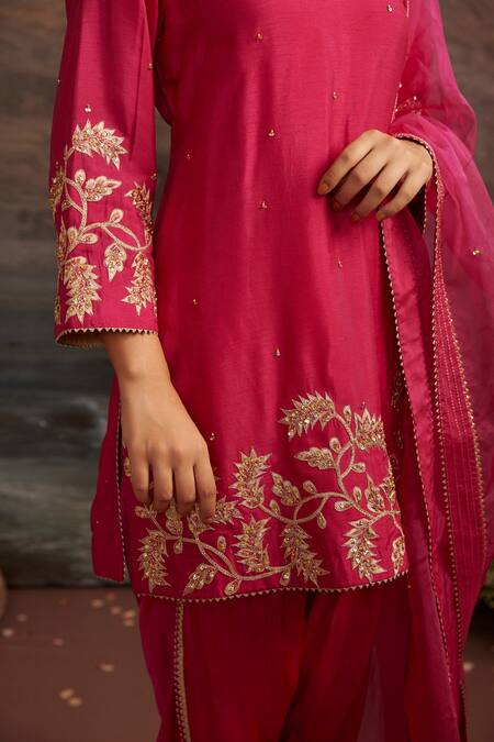 Shop Ajiesh Oberoi Pink Dupion , Organza And Modal Satin Palak Short Kurta Dhoti Pant Set Online at Aza Fashions Shop_Ajiesh Oberoi_Pink Dupion , Organza And Modal Satin Palak Short Kurta Dhoti Pant Set _Online_at_Aza_Fashions