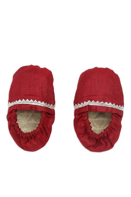 Shop Tiber Taber Maroon Silk, Viscose Embroidery Cap Mittens And Booties Set at Aza Fashions Shop_Tiber Taber_Maroon Silk, Viscose Embroidery Cap Mittens And Booties Set_at_Aza_Fashions