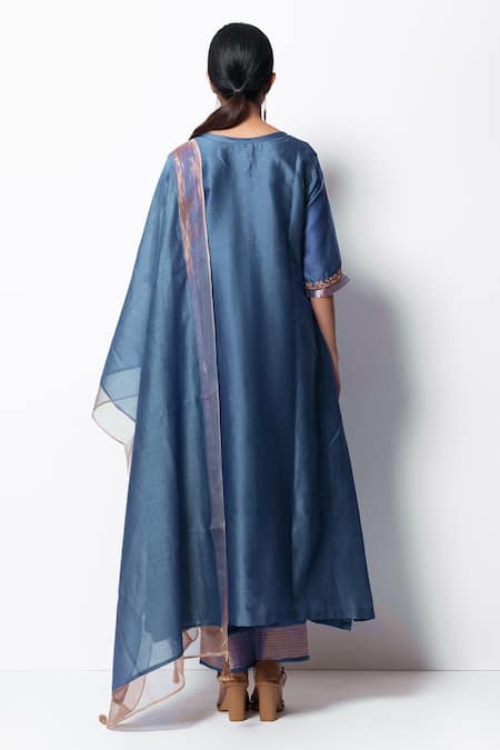 Shop Bhavik Shah Blue Kurta Handwoven Chanderi Stole Chanderi Pant Cotton Set at Aza Fashions Shop_Bhavik Shah_Blue Kurta Handwoven Chanderi Stole Chanderi Pant Cotton Set _at_Aza_Fashions