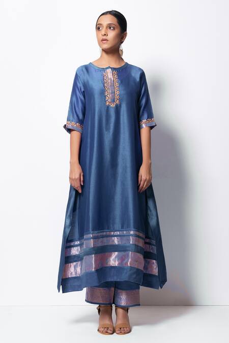 Buy Bhavik Shah Blue Kurta Handwoven Chanderi Stole Chanderi Pant Cotton Set Online at Aza Fashions Buy_Bhavik Shah_Blue Kurta Handwoven Chanderi Stole Chanderi Pant Cotton Set _Online_at_Aza_Fashions