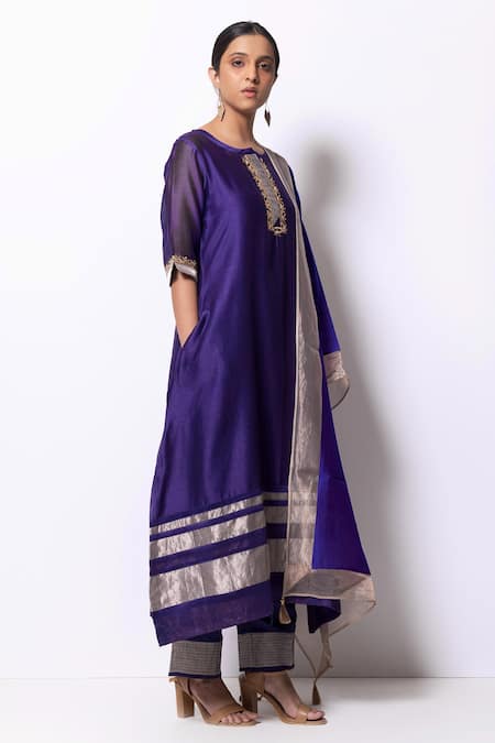 Bhavik Shah Purple Kurta Handwoven Chanderi Stole Chanderi Pant Cotton Set Online at Aza Fashions Bhavik Shah_Purple Kurta Handwoven Chanderi Stole Chanderi Pant Cotton Set _Online_at_Aza_Fashions