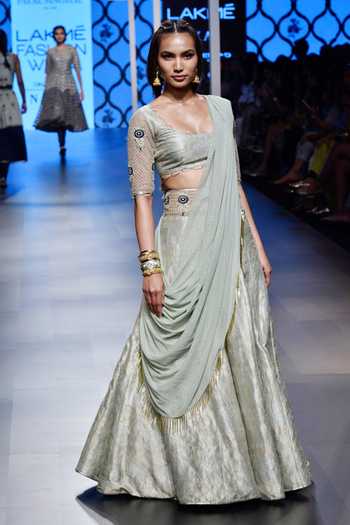 Buy_Payal Singhal_Green Brocade Jaal And Mukaish Square Neck Jumana Lehenga Set_Online_at_Aza_Fashions
