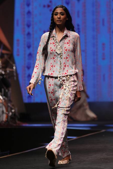 Buy_PS Pret By Payal Singhal_Grey Crepe Printed Ikat Stripe Collared Neck Tamara Jumpsuit _Online_at_Aza_Fashions