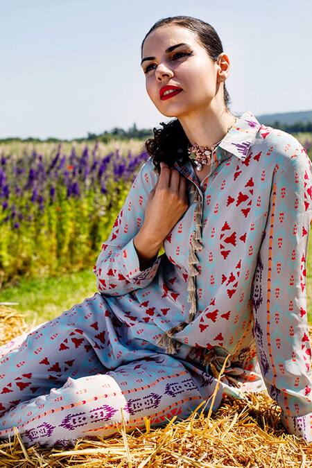 Shop_PS Pret By Payal Singhal_Grey Crepe Printed Ikat Stripe Collared Neck Tamara Jumpsuit _Online_at_Aza_Fashions