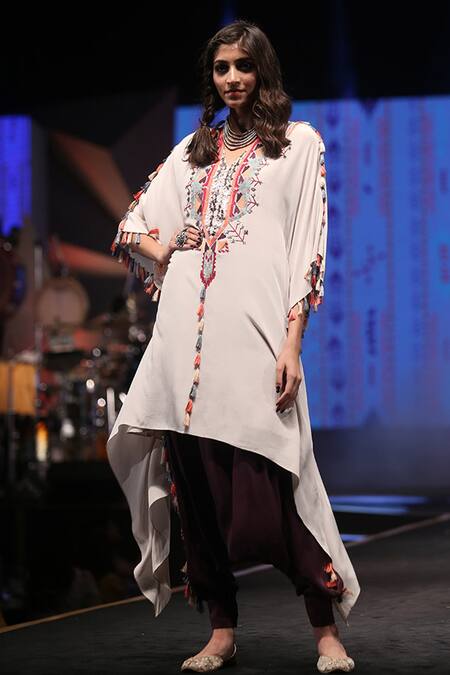 Payal Singhal_Beige Crepe Embroidered V Neck Saneh Kaftan And Pant Set _Online_at_Aza_Fashions