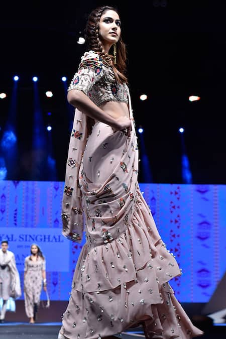 Buy_Payal Singhal_Pink Georgette Embroidered Geometric Motif V Neck Zila Saree And Choli Set _Online_at_Aza_Fashions