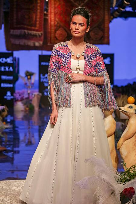 Buy_Payal Singhal_White Georgette Geometric Motif Scoop Gul Lehenga Set With Embroidered Jacket_Online_at_Aza_Fashions