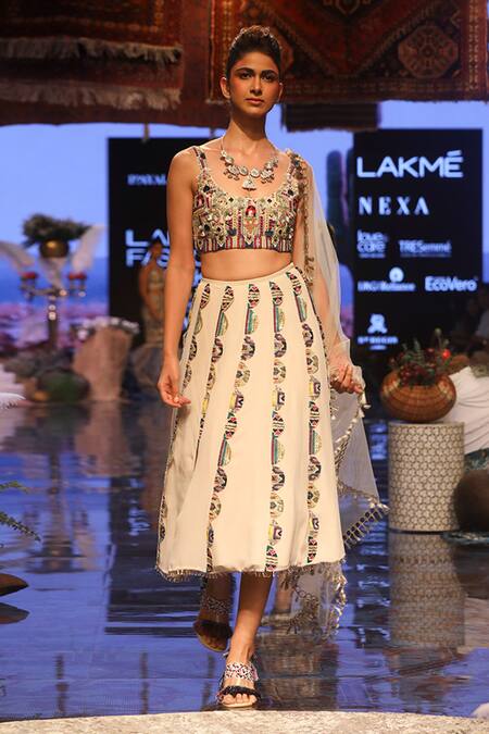 Payal Singhal Beige Georgette Scoop Neck Ema Embroidered Cropped Lehenga Set at Aza Fashions Payal Singhal_Beige Georgette Scoop Neck Ema Embroidered Cropped Lehenga Set_at_Aza_Fashions