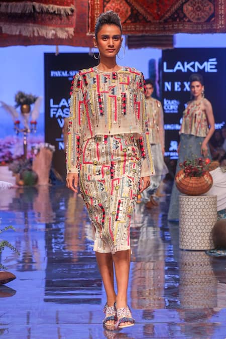 Payal Singhal Isa Embroidered Crop Top & Skirt Set 