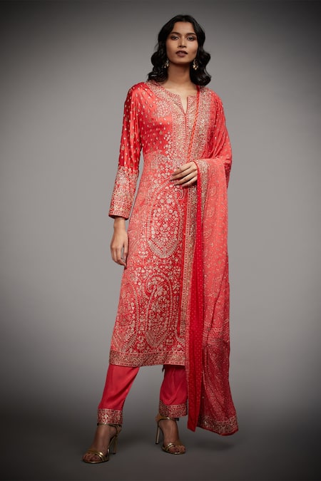 RI.Ritu Kumar Aari Embroidered Kurta Pant Set 