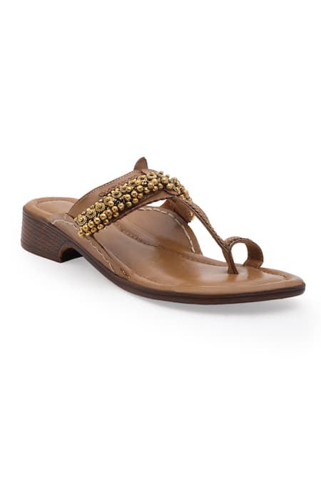5elements Embellished Ghunghroo Kolhapuri Flats 
