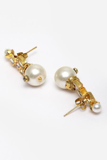 Shop Dugran By Dugristyle Gold Plated Pearls, Stones Kundan And Drop Necklace Set Online at Aza Fashions Shop_Dugran By Dugristyle_Gold Plated Pearls, Stones Kundan And Drop Necklace Set _Online_at_Aza_Fashions