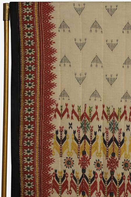 Ritu Kumar_Beige Print Badhuria Single Bed Quilt_Online_at_Aza_Fashions