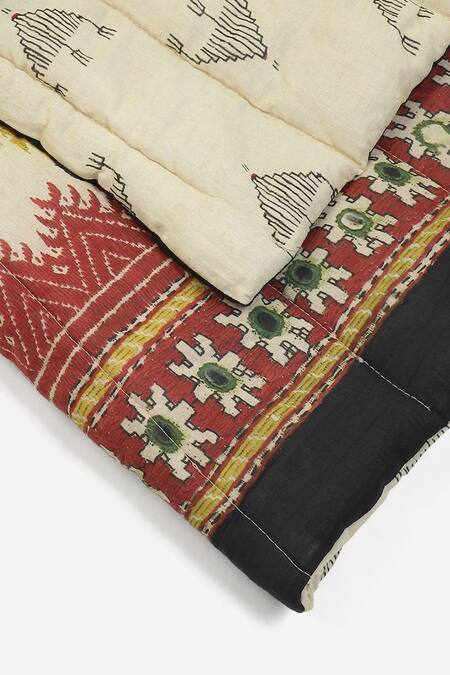 Buy_Ritu Kumar_Beige Print Badhuria Single Bed Quilt_Online_at_Aza_Fashions