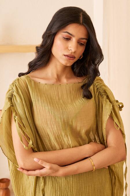 Shop_The Right Cut_Green Chanderi Silk Leaf Motifs Straight Cora Smocked Kaftan_Online_at_Aza_Fashions