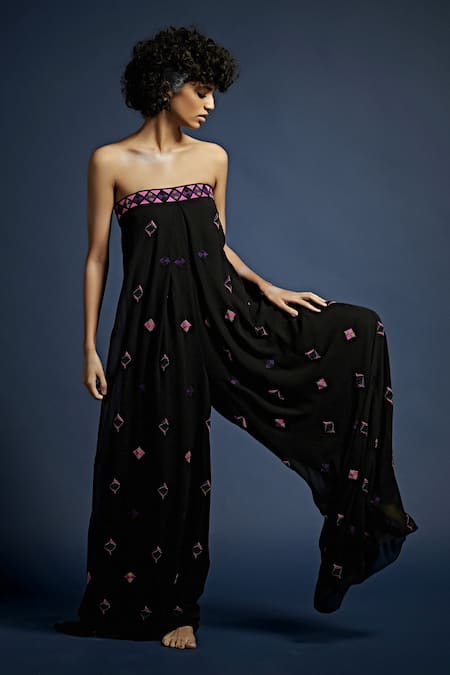 FLORAL STRAPLESS JUMPSUIT in Black Multi