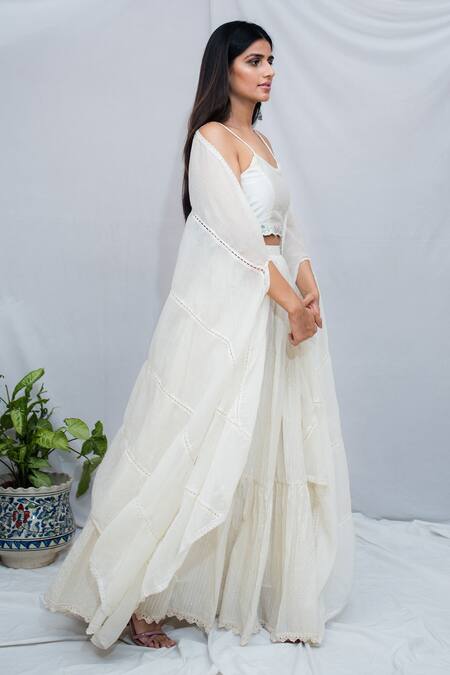 Ewaz White , Silk Thread , Badla Round Cape Lehenga Set Online at Aza Fashions Ewaz_White , Silk Thread , Badla Round Cape Lehenga Set _Online_at_Aza_Fashions