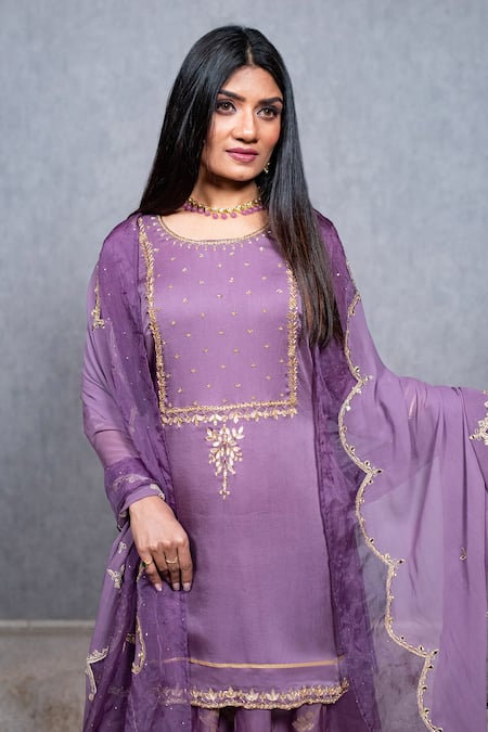 Ewaz Floral Embroidered Kurta Lehenga Set 