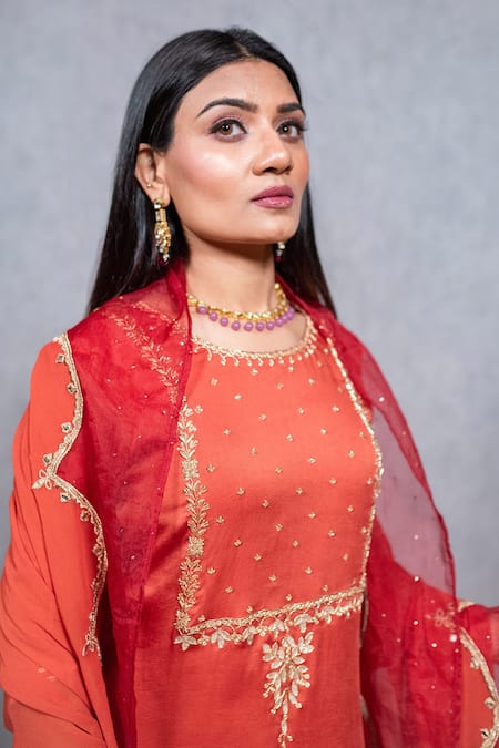Ewaz Orange Organza, Georgette, Silk Organza, Floral Embroidered Kurta Lehenga Set Online at Aza Fashions Ewaz_Orange Organza, Georgette, Silk Organza, Floral Embroidered Kurta Lehenga Set _Online_at_Aza_Fashions