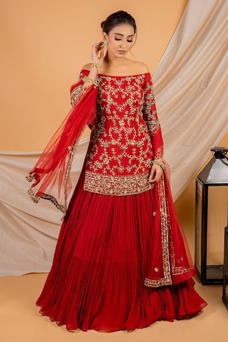 Ikshita Choudhary_Red Net, Georgette Floral Motifs Straight Off Shoulder Kurta Lehenga Set _Online_at_Aza_Fashions