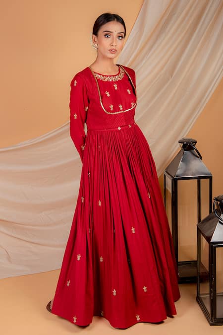 Buy_Ikshita Choudhary_Red Organza, Muslin Floral Motifs Round Embroidered Anarkali Set With Jacket _Online_at_Aza_Fashions