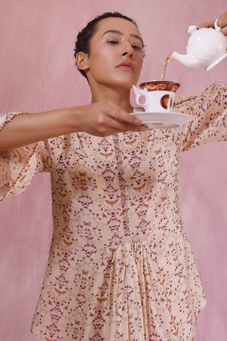 Chokhi Chorri_Beige Mulberry Silk Printed Floral Motifs Round Kurta And Pant Set _Online_at_Aza_Fashions