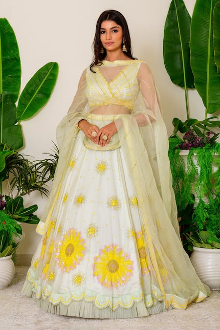 Label Kritika Kataria Embroidered Lehenga Set 