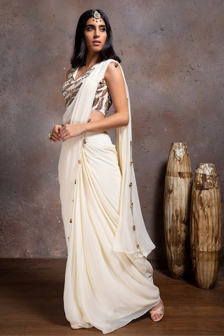 Richa Jaisinghani Label White Georgette Bead , Cutdana V Tassel Pre-draped Saree With Blouse 