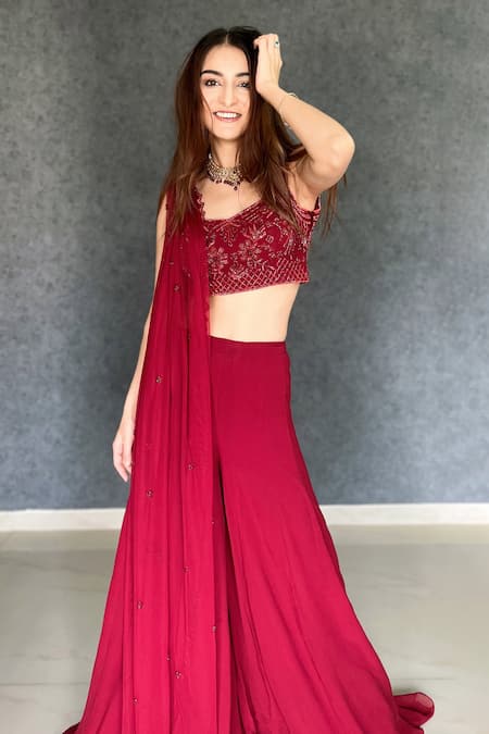 Shop Richa Jaisinghani Label Red Net, Georgette Cutdana Work V Neck Floral Embroidered Blouse Sharara Set at Aza Fashions Shop_Richa Jaisinghani Label_Red Net, Georgette Cutdana Work V Neck Floral Embroidered Blouse Sharara Set _at_Aza_Fashions