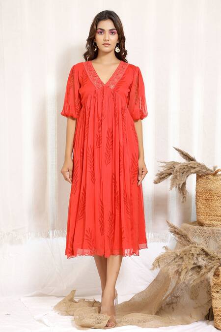 Buy_Kalakaari By Sagarika_Red Chiffon Block Print V Neck Peony Midi Dress _Online_at_Aza_Fashions
