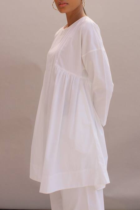 Shop The Summer House White Organic Cotton Cambric Round Natsu Drop Shoulder Tunic And Pant Set Online at Aza Fashions Shop_The Summer House_White Organic Cotton Cambric Round Natsu Drop Shoulder Tunic And Pant Set _Online_at_Aza_Fashions