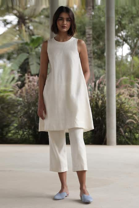 The Summer House Nailah Handwoven Chanderi Tunic & Pant Set 