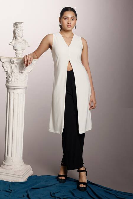 Couché By Anandini White Punto Plain V Neck Sleeveless Tunic And Pant Set  