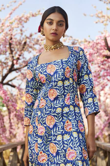 Jodi_Blue Gajji Silk Anar Motifs Square Neck Print Kurta And Pant Set_Online_at_Aza_Fashions