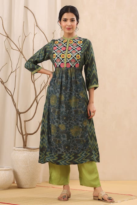 Kameez Serene Garden Printed Kurta Set 