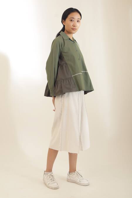 Leh Studios_White Cotton Twill Thread Work Front Crease Pant_Online_at_Aza_Fashions